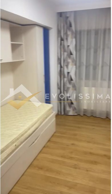 Apartament 3 camere decomandat in Barcelona Residence