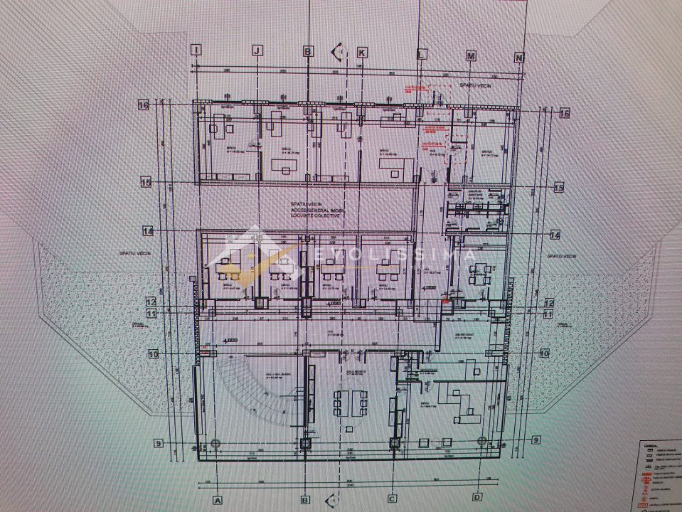 Spatiu comercial 820 mp zona Spitalul Judetean