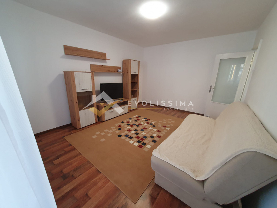 Confort si spatiu - Apartament 2 camere decomandat, Centrul Civic