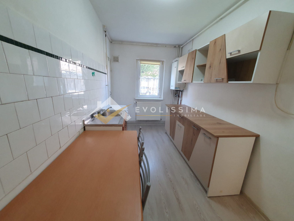 Confort si spatiu - Apartament 2 camere decomandat, Centrul Civic