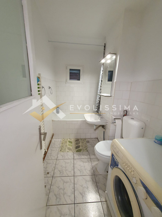 Confort si spatiu - Apartament 2 camere decomandat, Centrul Civic