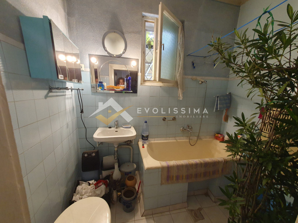 COMISION 0% Casa tip duplex cu 2 garsoniere