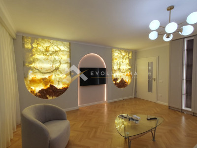 Apartament premium 3 camere, Dealul Cetatii