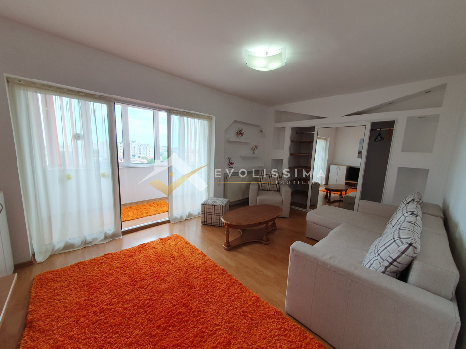 Apartament 3 camere,  zona Centru Civic