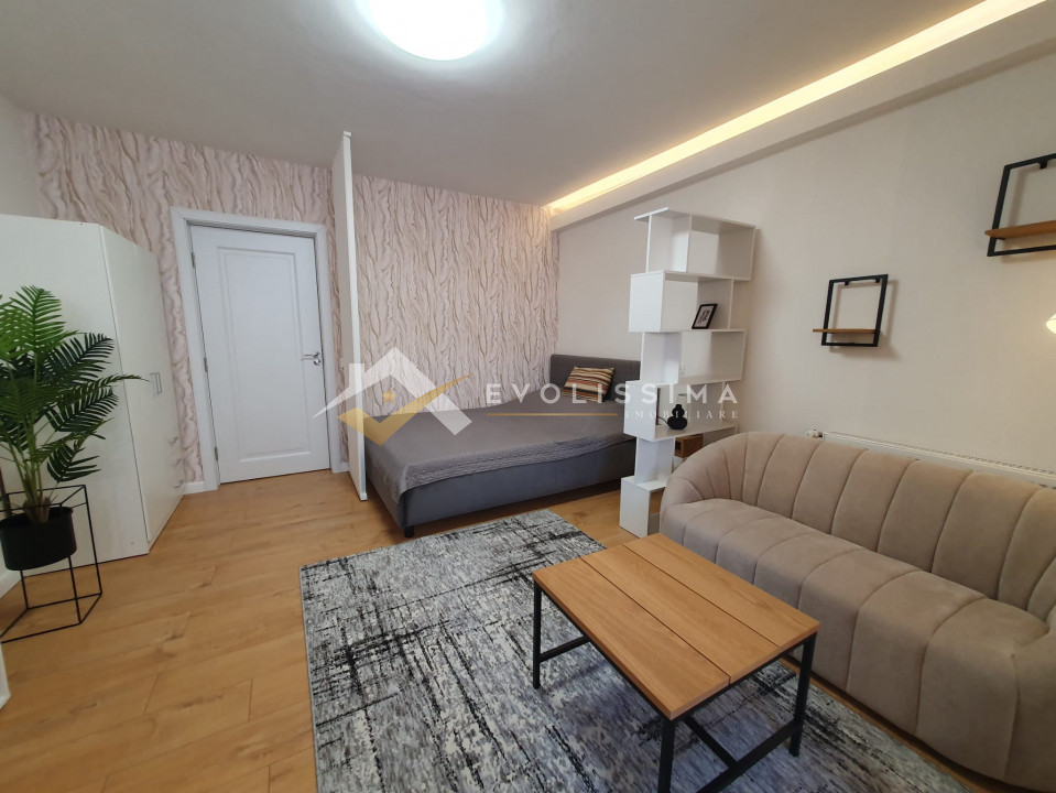 Garsoniera renovata complet , cartier Tractorul