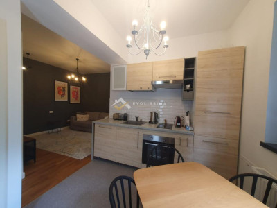 De inchiriat - Studio modern la casa, Str. Neagoe Basarab