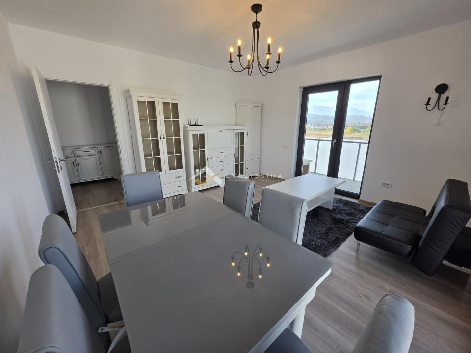 Apartament 3 camere decomandat, Cristian - Brasov