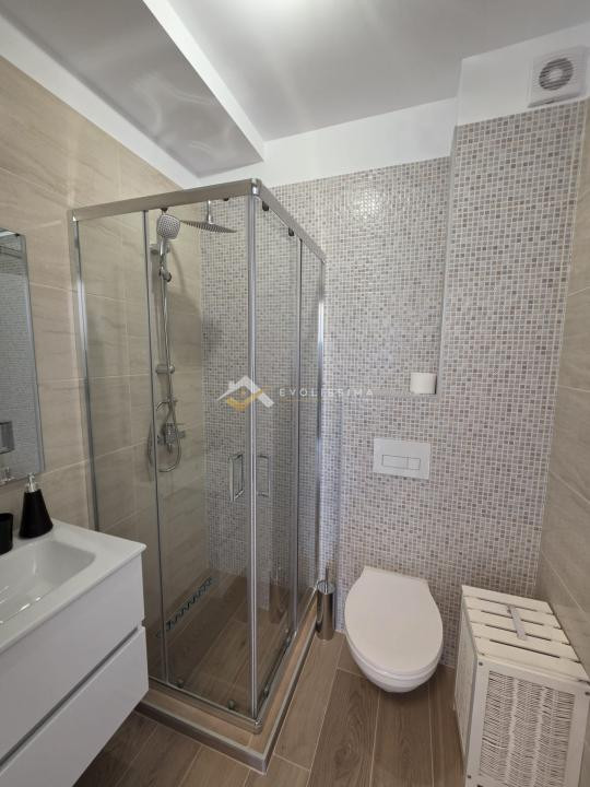 Apartament 3 camere decomandat, Cristian - Brasov
