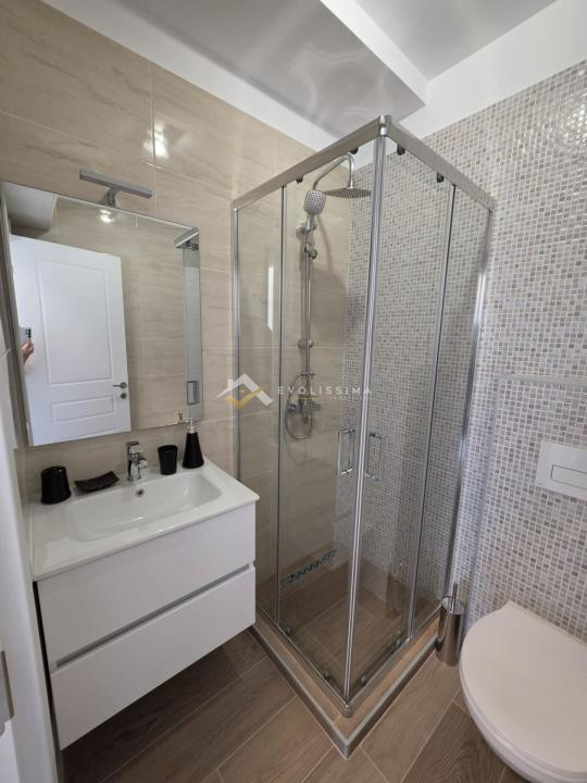 Apartament 3 camere decomandat, Cristian - Brasov