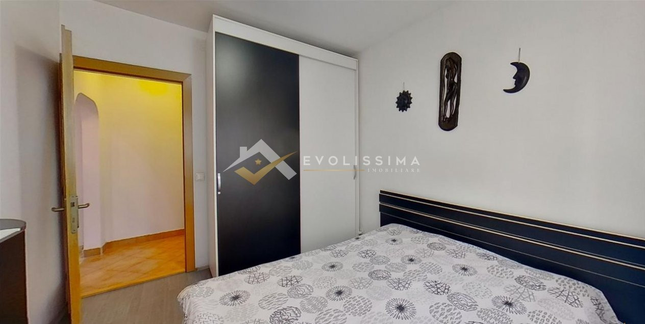 Apartament 3 camere, parter, zona Tractorul