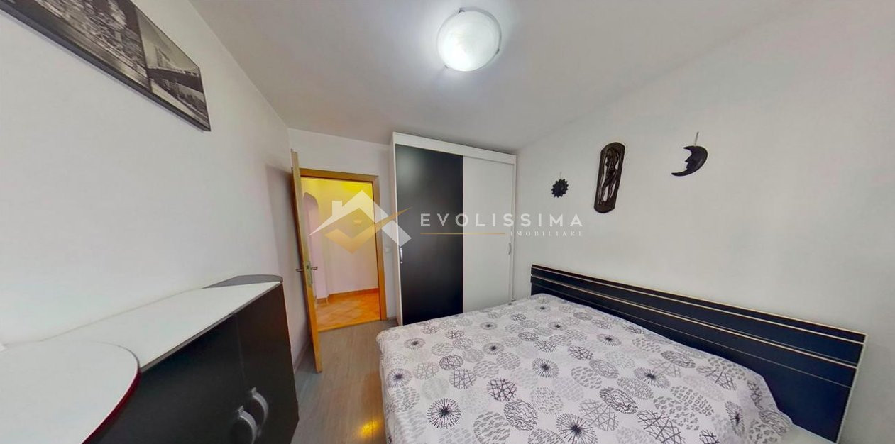 Apartament 3 camere, parter, zona Tractorul