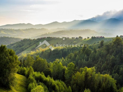 Pensiune de vanzare zona Bran-Moeciu